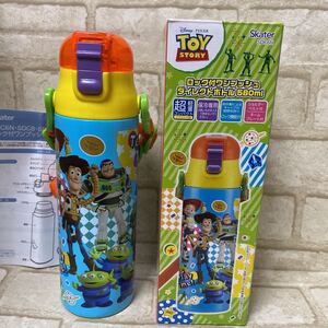 セール中新品 トイストーリー 超軽量 ダイレクトステンレスボトル水筒 580ml
