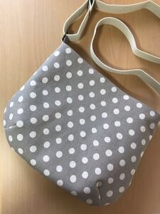 ハンドメイド ショルダーバッグ サコッシュ ドット