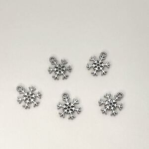 メタルチャーム 星 雪の結晶 5個 シルバー レジン 手芸用 スノーフレーク