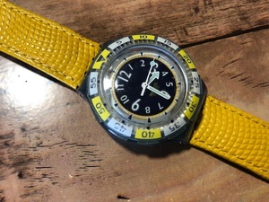  редкость swatch Swatch AG1994 обратное вращение оправа горчично-желтый серия цвет желтый оригинальный кожа ремень кварц мужские наручные часы 