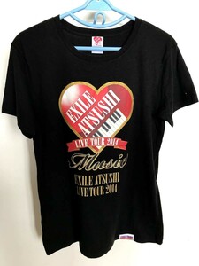 02M4367【EXILE】ATSUSHI LIVE TOUR 2014/Music/ロゴプリント/Tシャツ/半袖/クルーネック/黒系/こっとコットン100％/M