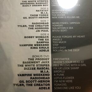 【新品 未聴品】 V.A. - PAY CLOSE ATTENTION: XL RECORDINGS 4LP + DVD ADELE Radiohead Prodigy Vampire Weekend White Stripesの画像3