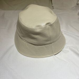 レザーハット ローリーズファーム