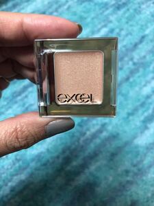 excel アイシャドウ