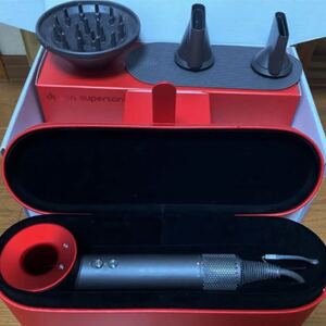 dyson HD01 ヘアードライヤー