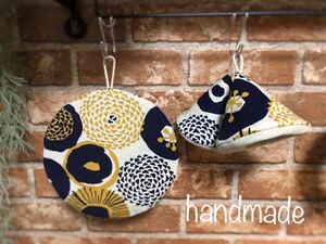 ☆ハンドメイド☆三角鍋つかみ&鍋敷きセット☆北欧ネイビー