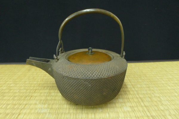 ヤフオク! -茶道具 銚子の中古品・新品・未使用品一覧 【国内発送】 e1620 銚子 茶道具 鉄瓶 酒器 酒注 合わせ箱 糸目 鉄製 金属工芸