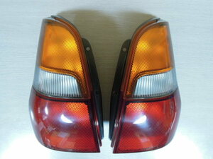  Nissan Wingroad WFNY10 tail lamp left right set used ICHIKOH 4779 L/R 7142