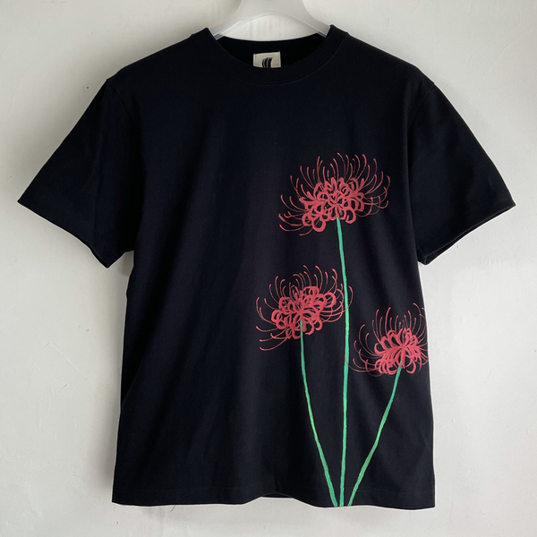 メンズ Tシャツ Sサイズ 彼岸花柄Tシャツ 黒 ハンドメイド 手描きTシャツ 和柄 花柄 秋冬