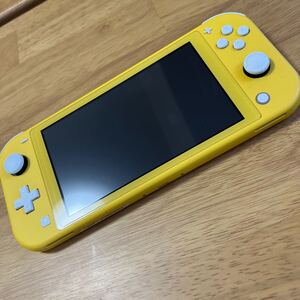 ニンテンドースイッチライト本体 モンハンダウンロード済