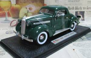 * rare out of print *Signature Models*1/18*1936 Pontiac Deluxe 6 green ≠ Franklin Mint 