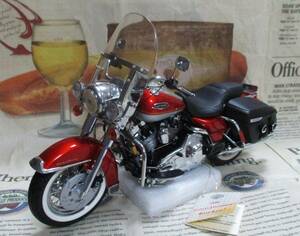 * ultra rare out of print * Franklin Mint * Harley *1/10*1999 Harley-Davidson Road King Classic