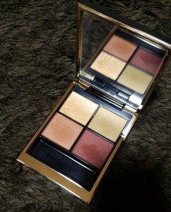 SUQQU シグニチャーカラーアイズ 106 冴樹