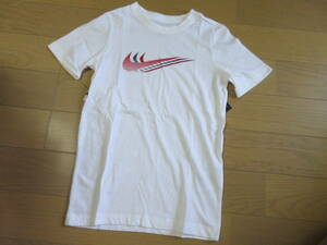 Nike Junior с коротким рукавом T -Fish 140㌢ Белый новый ☆ Финансовая распродажа ☆