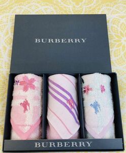 新品/BURBERRY/タオルハンカチ/正規品/綿100%/未使用/即決あり/匿名発送/バーバリー/ノバチェック/ホースマーク/タグあり/さくら/桜/箱なし