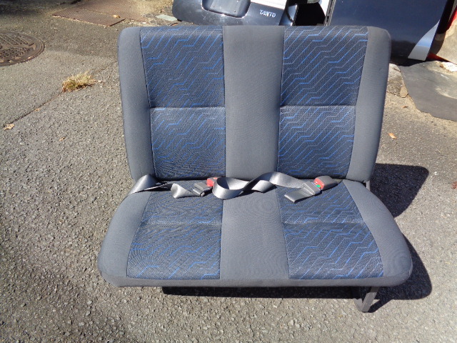 お気にいる 日産 キャラバン e25 後部座席 セカンドシート - 内装品 