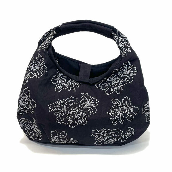 ミニラウンドバッグ　さらさ　黒　刺繍柄　ミニバッグ　刺繍バッグ　コンパクトバッグ