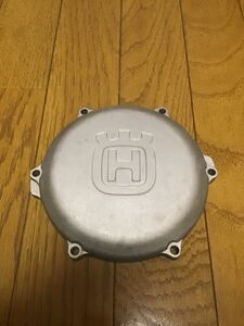 ハスクバーナ　HUSQVARNA エンジンカバー クラッチカバー ？クランクケース ジェネレーターカバー ？カバー 中古　部品　パーツ　バイク