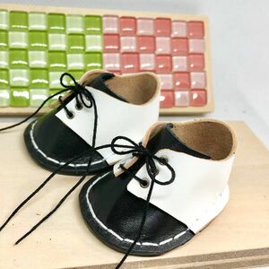 革細工　メルちゃんサイズブーツ　miniature boots.