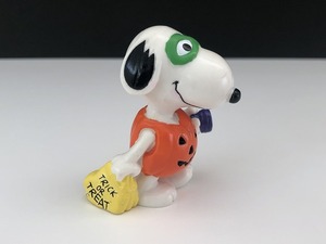 USA SNOOPY スヌーピー ハロウィン PEANUTS PVC フィギュア Whitman's ビンテージ [pe-767]