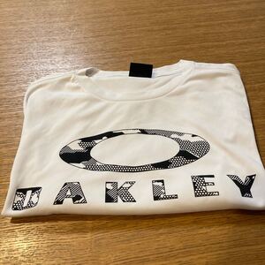 オークリーTシャツ Mサイズ ランニングトレーニング