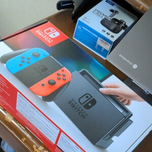 Nintendo Switch 2017年モデル 値下げ不可 ストラップのみ無し