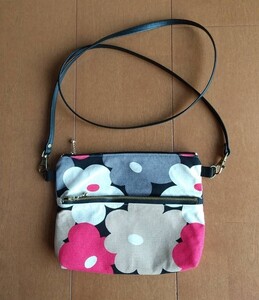 【ハンドメイド】花柄ポシェット ポーチ