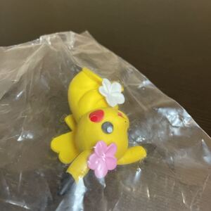 ピカチュウ メス フィギュア 花 未開封 ポケモン フィギュア ポケットモンスター