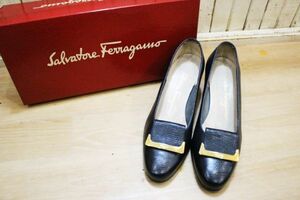 ★Salvatore Ferragamo/フェラガモ リザード型押しレザープレートパンプス ブラック レディース 4.1/2 (22cm) イタリア製 ★