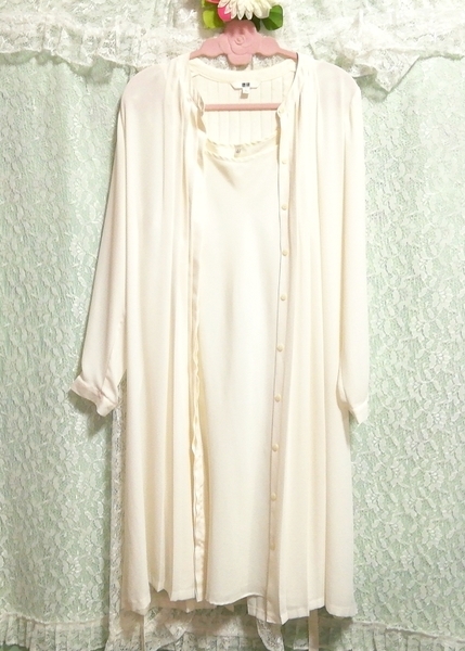 フローラルホワイト無地シフォン羽織ガウン ネグリジェ キャミソールドレス 2P Floral white chiffon gown negligee camisole dress, ファッション, レディースファッション, ナイトウエア、パジャマ