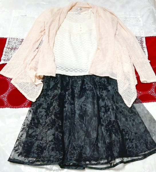 cárdigan de encaje rosa sakura, túnica de encaje blanco, falda de tul negra, moda, moda para damas, ropa de dormir, pijama