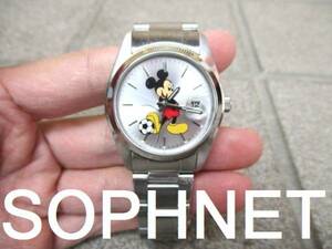 入手困難　廃盤　SOPHNET　ミッキー Disney　コラボ　サッカー　シルバー色　腕時計