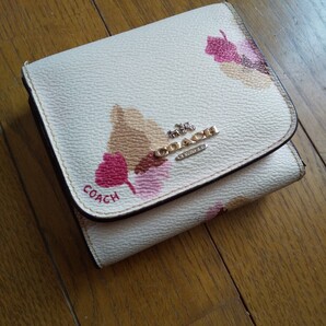 COACH 三つ折り財布 ミニ財布花柄