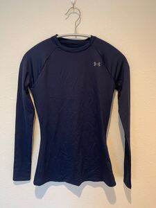 UNDER ARMOUR 長袖 インナーシャツ サイズSS