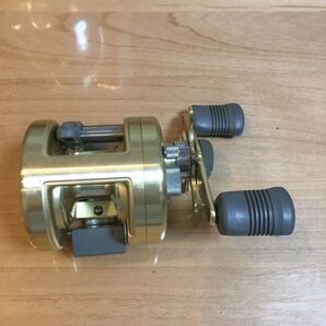 SHIMANO シマノ カルカッタ 250 ベイトリール