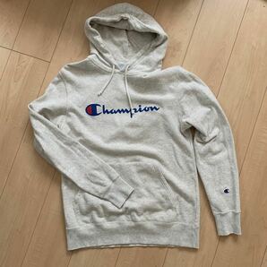 champion フード付きパーカー