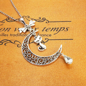  cat .... three day month. silver color necklace Teardrop moon antique adult pretty SV925 modification possible adjuster attaching 