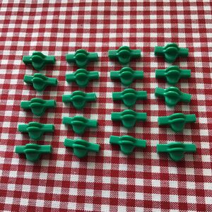 used 「 LaQ ラキュー ジョイント パーツ 緑色 No.6 20個 」 / 90°角度1箇所付き / グリーン /20ピース/ パズルブロック 知育玩具おすすめ