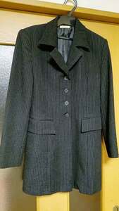 【USED＆使用回数７～8回程度】女性用　秋冬物　スーツ　サイズ9AR　2点セット　ジャケット+ワンピース　ベース黒