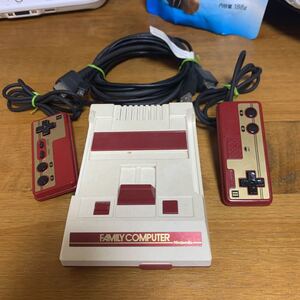 Nintendo 他ゲーム機本体 ニンテントークラシックミニ ファミリーコンヒ…