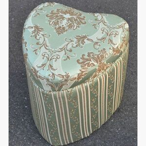 Импортная мебель Rococo Style Cabry Box Stool A07: Сердце зеленое открытое праздничная бесплатная доставка