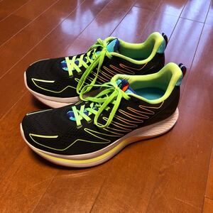 Saucony サッカニー エンドルフィンシフト ランニングシューズ