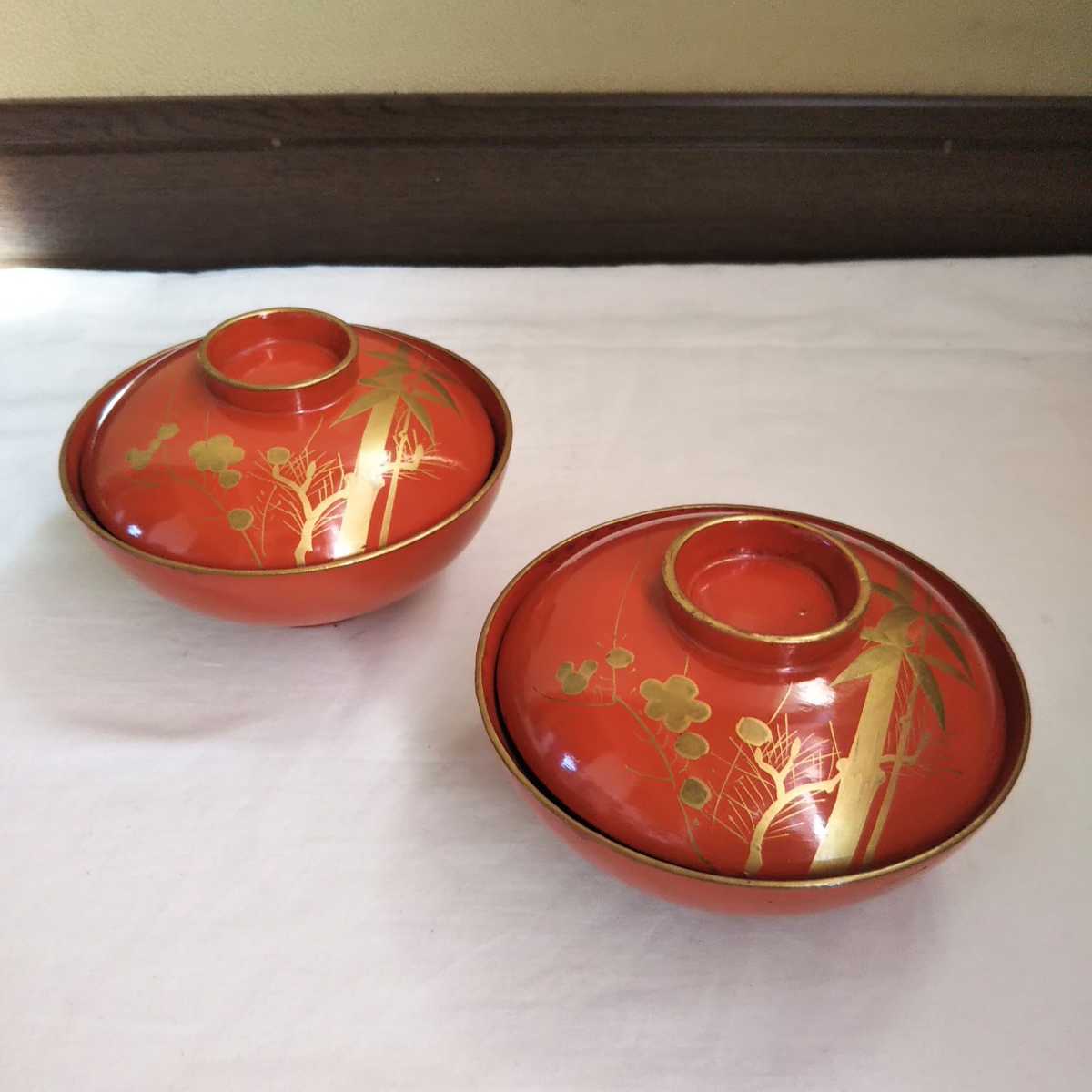 天然木製漆器金彩蒔絵松竹梅図蓋付汁椀朱椀和食器2客| JChere雅虎拍卖代购