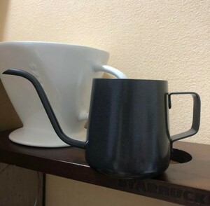 ステンレスのハンドパンチポット コーヒーポット (ブラック, 250ml)