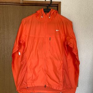 ウィンドブレーカー NIKE