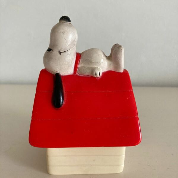 貯金箱SNOOPY