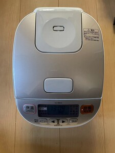 象印マイコン炊飯ジャー NL-BB05 2018年製品