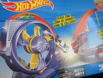 Hot Wheels ホットウィール HW ツイストクラッシュ DNN72 Turbine Twister トラックセット 電池不要 ホットウィールミニカー1台付き_画像9