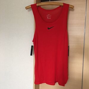 新品 NIKE タンクトップ レッド AT3396 Mサイズ ナイキ DRI-FIT ノースリーブ ランニング マラソン バスケットボール 送料込み 送料無料