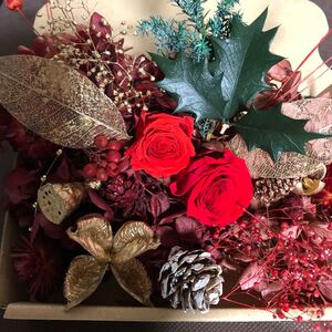 お買得レッド系クリスマス花材セット アジサイ増量